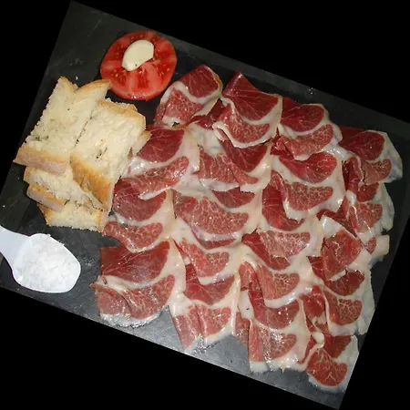 Casbas Hotel 3*