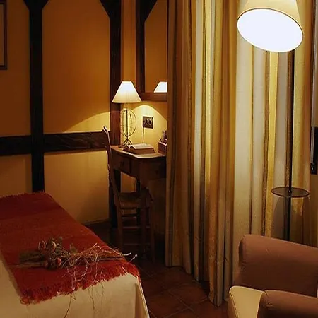 Casbas Hotel